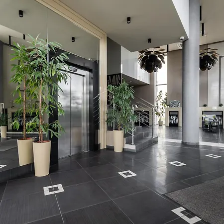 Appart hôtel Ale Jerozolimskie 4*