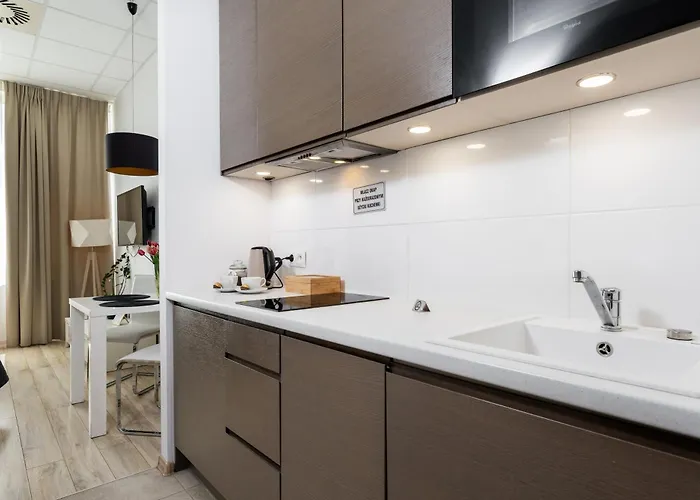 Ale Jerozolimskie 4*