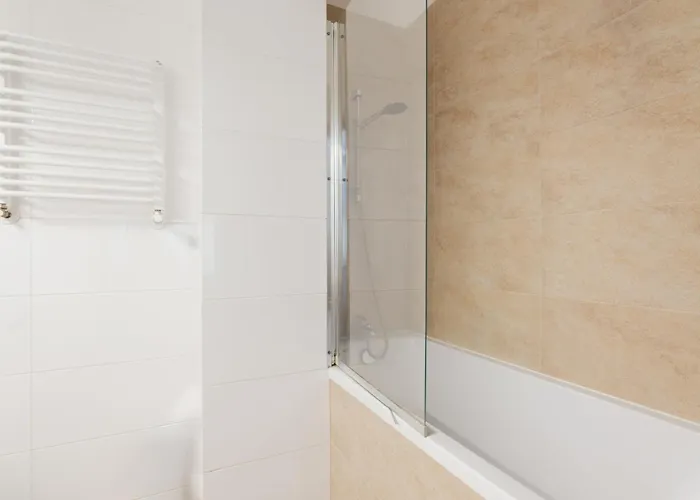 Aparthotel Ale Jerozolimskie 4*