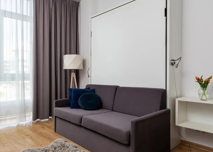 Ale Jerozolimskie Aparthotel