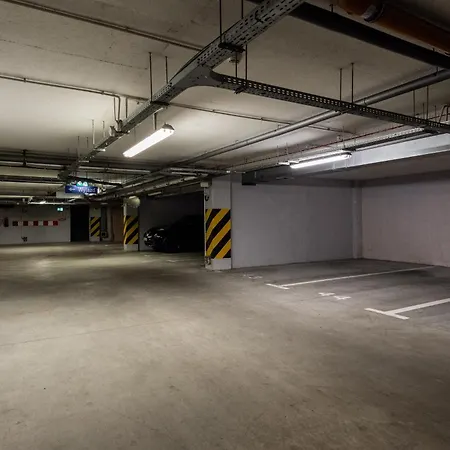 Ale Jerozolimskie 4* Varşova