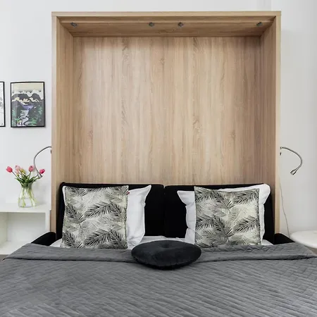 Ale Jerozolimskie Apart Otel 4*