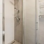 Ale Jerozolimskie 아파트호텔 바르샤바