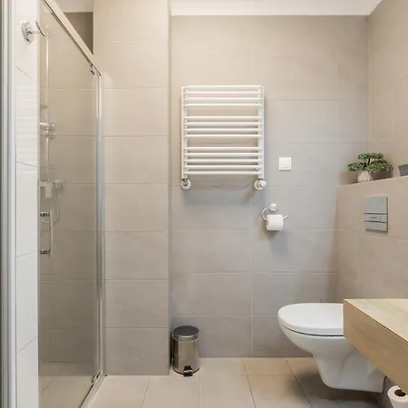 Ale Jerozolimskie Apartmanhotel
