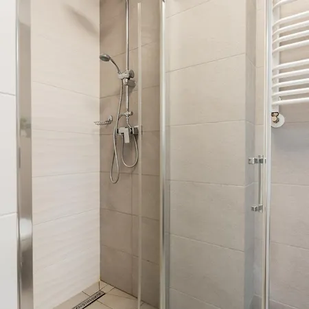 Ale Jerozolimskie Apartmanhotel Varsó